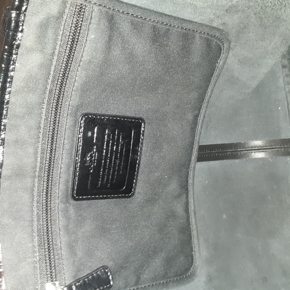 Coach Bag - Picture 7 of 8